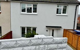 Florina S House 4 Bedrooms Villa