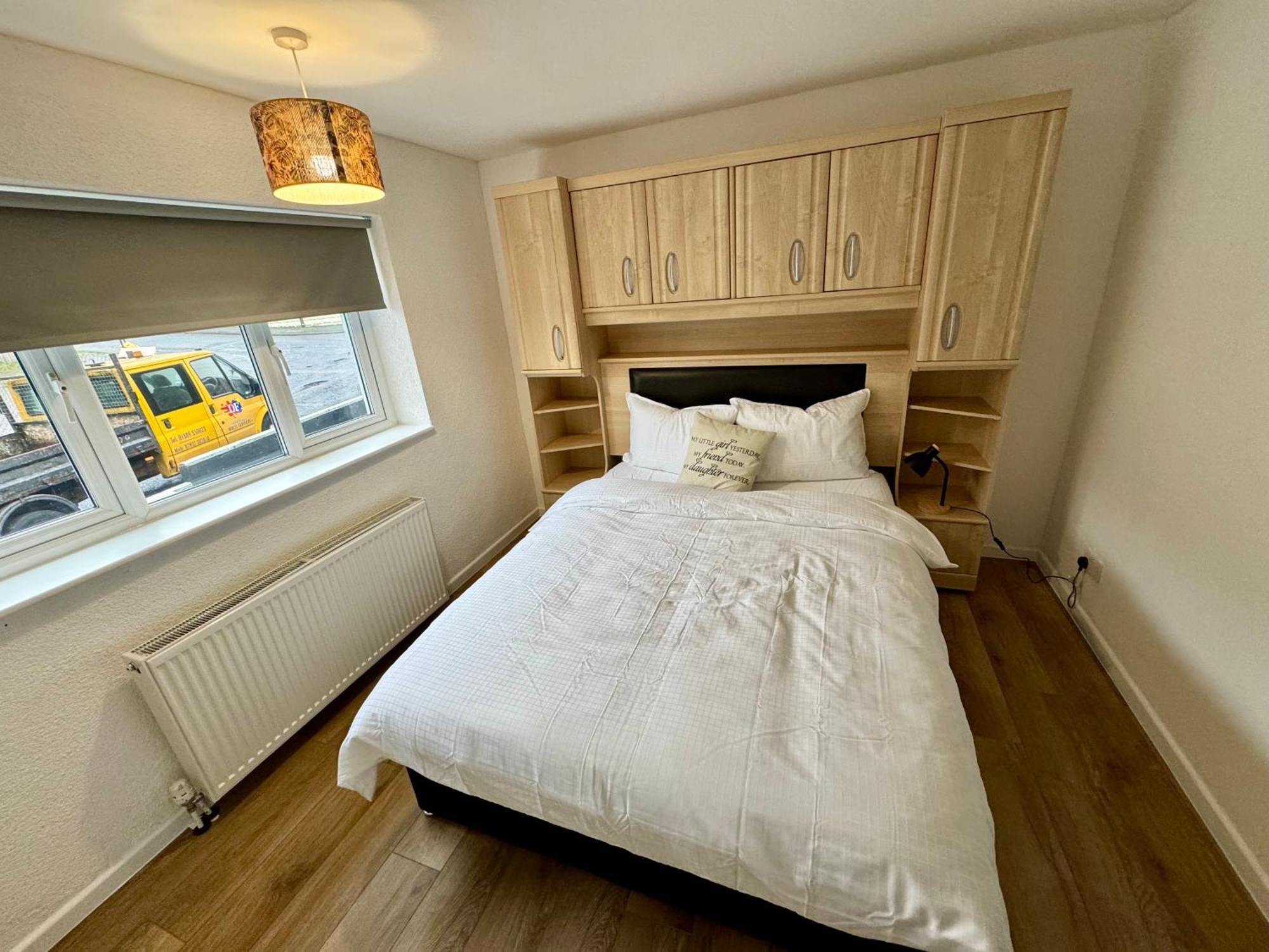 Florina S House 4 Bedrooms Villa Rugeley Exterior photo